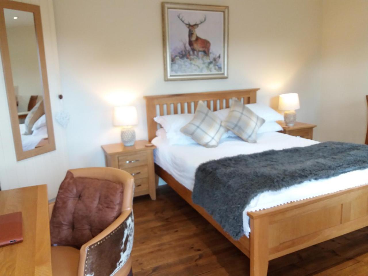 The Stables - Deer Park Farm Bed & Breakfast โซลิฮัล ภายนอก รูปภาพ